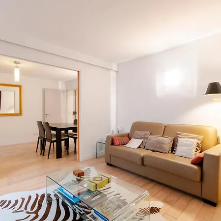 Charming Canal Saint-martin Apartment Paris